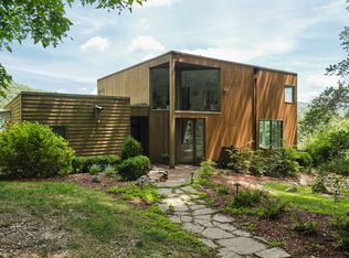 194 Pleasant Ridge Rd, Poughquag, NY 12570
