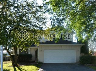 252 Westbrook Cir, Naperville, IL 60565