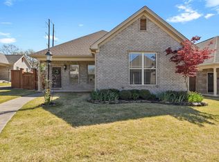 8101 Austin Gardens Ct, Sherwood, AR 72120