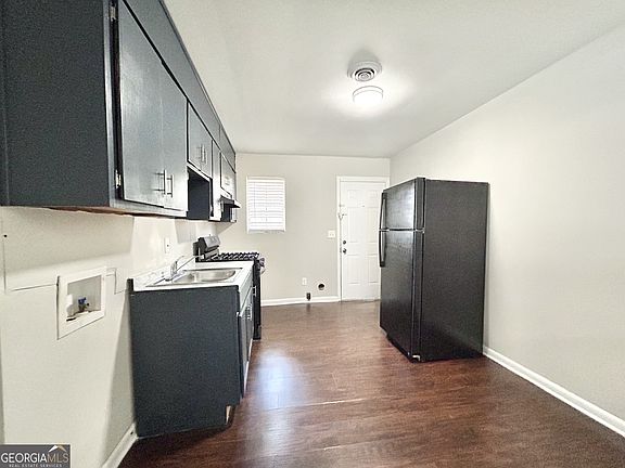 4th image of 6496 Raymond Dr