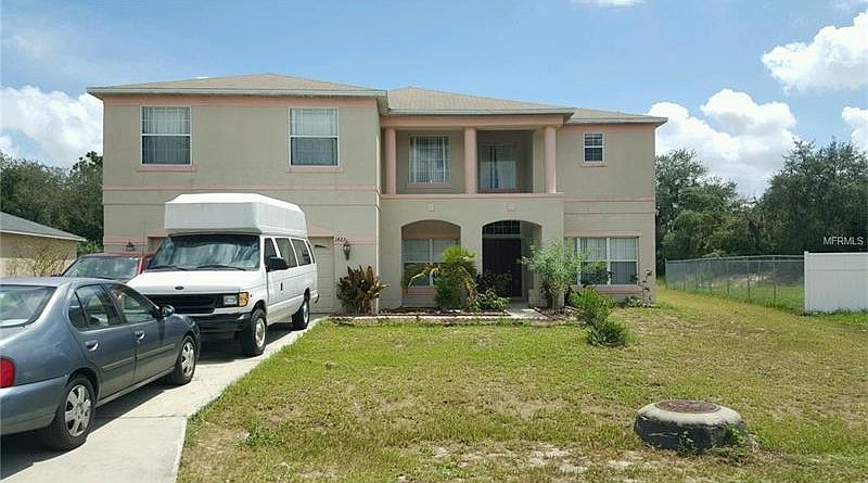 1st image of 1425 Sarasota Dr