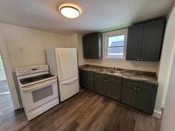 5 Platt St APT 1, Utica, NY 13502