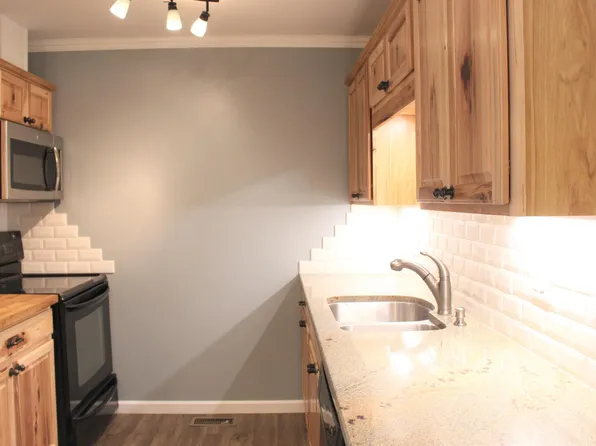 380 Paradise Cir APT C8, Woodland Park, CO 80863