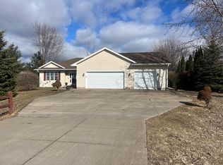 875 161st St, Hammond, WI 54015
