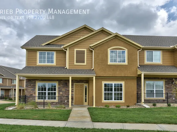 12611 S Benedict St #15, Olathe, KS 66061