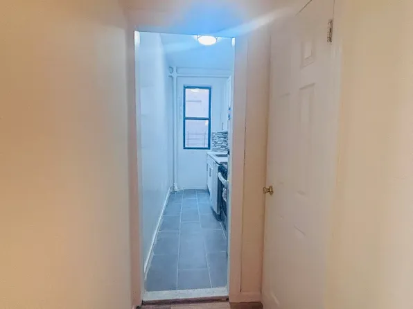 316 West 94th Street image 21 of 22