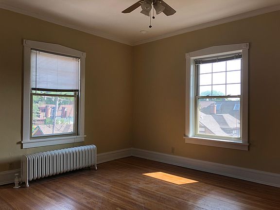 2nd image of 718 Ontario St APT 3