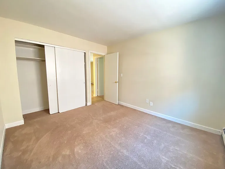 Ariel Place — Photo 26