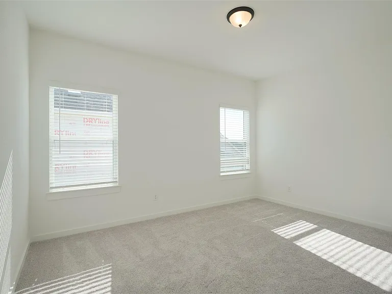 1250 N Roger Hanks Pkwy — Photo 20
