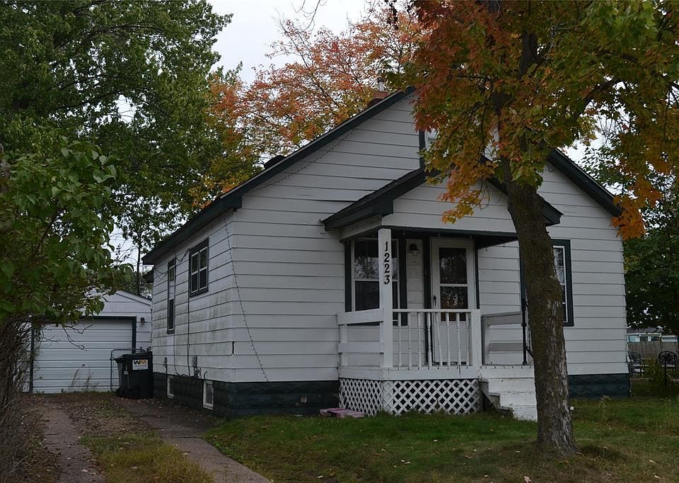 1st image of 1223 Barron Street