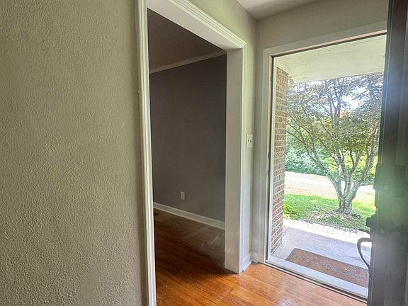 4th image of 3717 Jarren Dr
