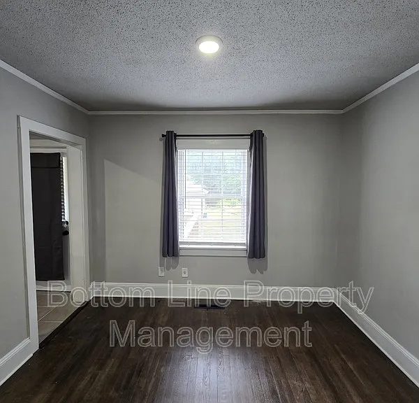 5008 Doris Ave — Photo 8