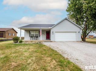 105 S Reiter St, Benson, IL 61516