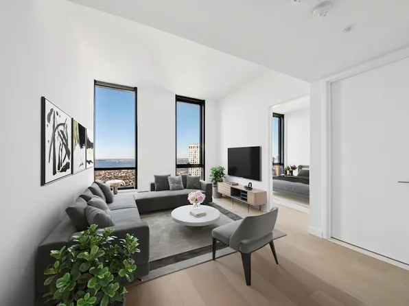 567 Fulton Street image 1 of 22