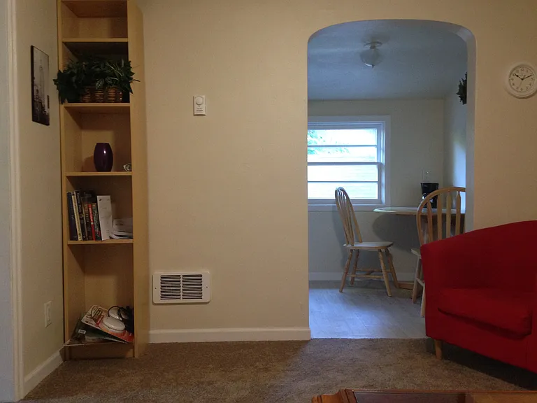 358 W 22nd Ave — Photo 3