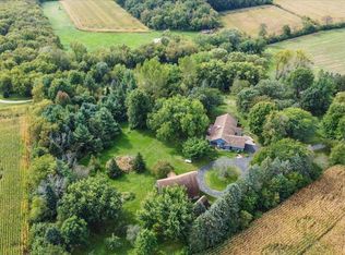 1170 Gunderson Ln, Deerfield, WI 53531