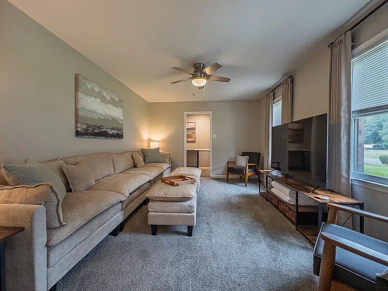 7205 John Elizabeth Pl — Photo 44