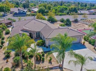 17715 Timberview Dr, Riverside, CA 92504