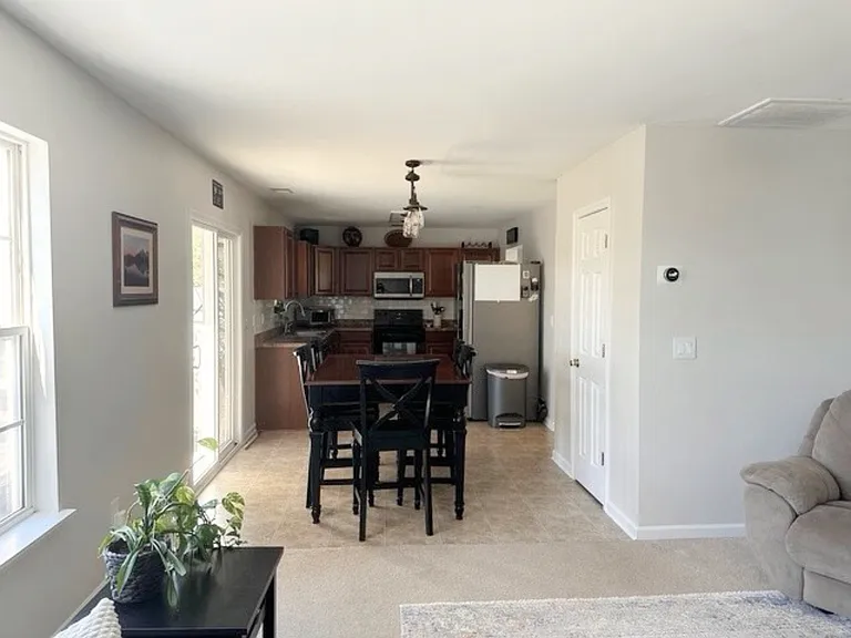 1026 Village Green Ln — Photo 11