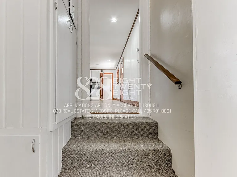 241 Emelyn St — Photo 27