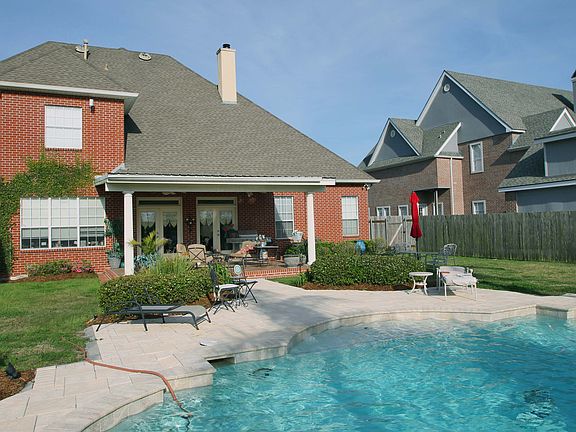 2nd image of 275 Riverbend Dr
