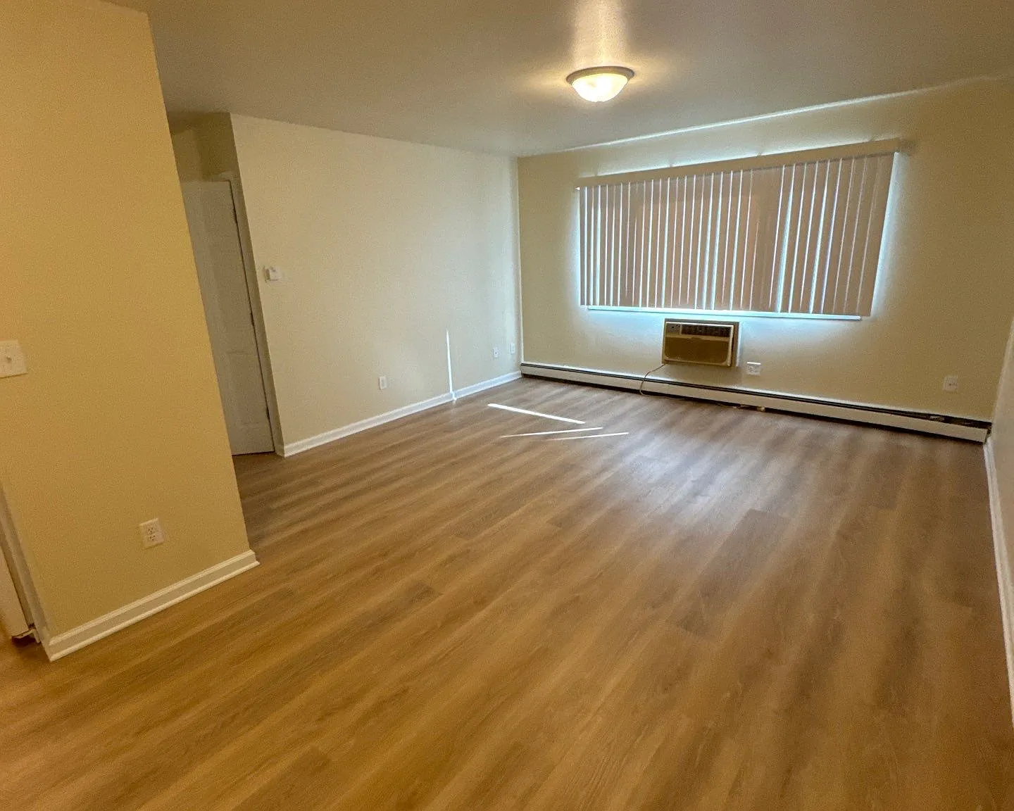 Hawley Apartments — Photo 4