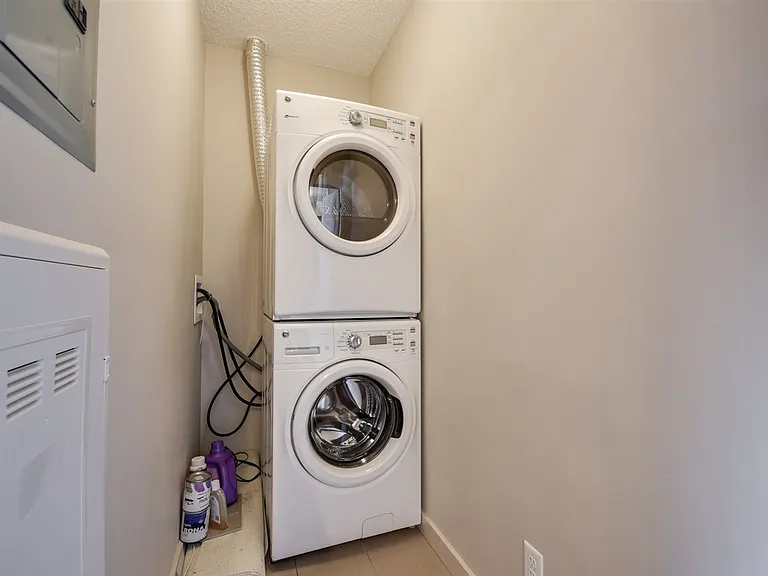 1144 Adamson Dr SW #204 — Photo 14