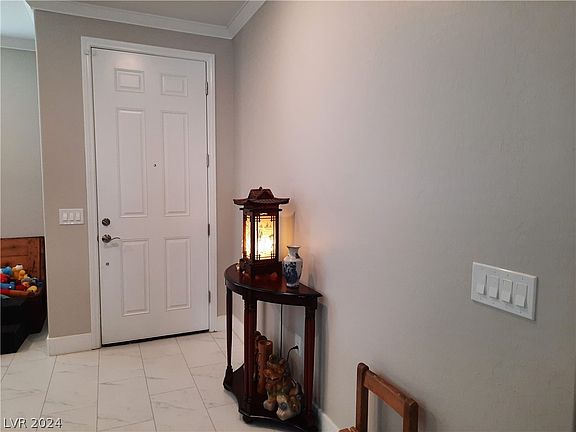 3rd image of 2615 Dollison Ave