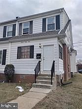 1st image of 1139 Woodland Ave Floor 2