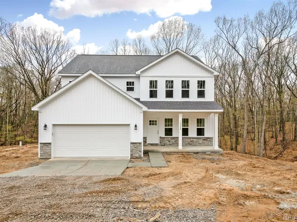 16255 Catalpa Way, Holly, MI 48442