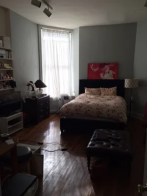 Rented by AJ Clarke | media 7