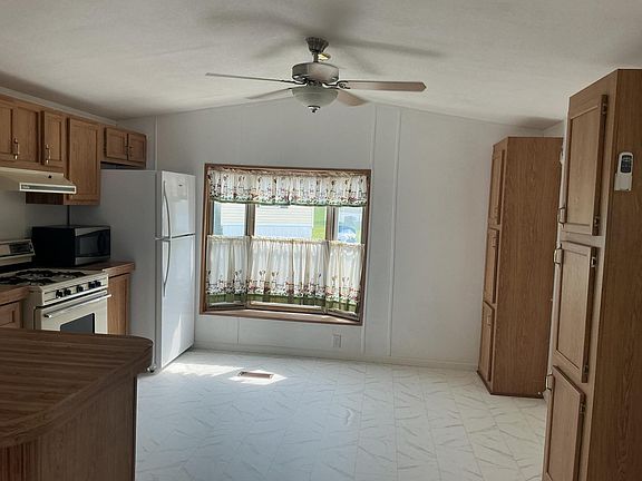 3rd image of 4744 Oaklawn St Lot 126