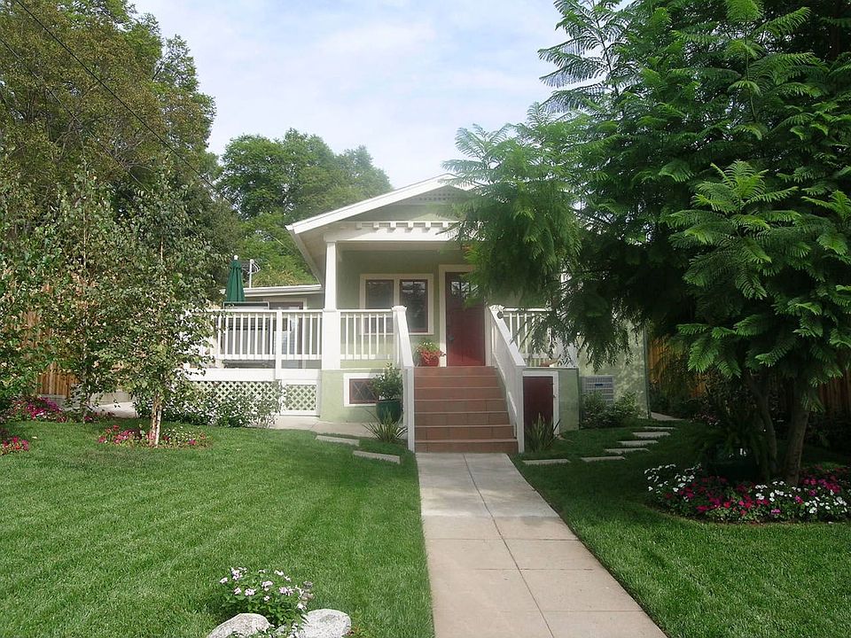 1st image of 812 N Avenue 65