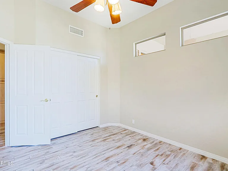 34106 N 66th Way — Photo 26