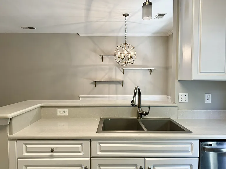 150 Westbury Park Way — Photo 8