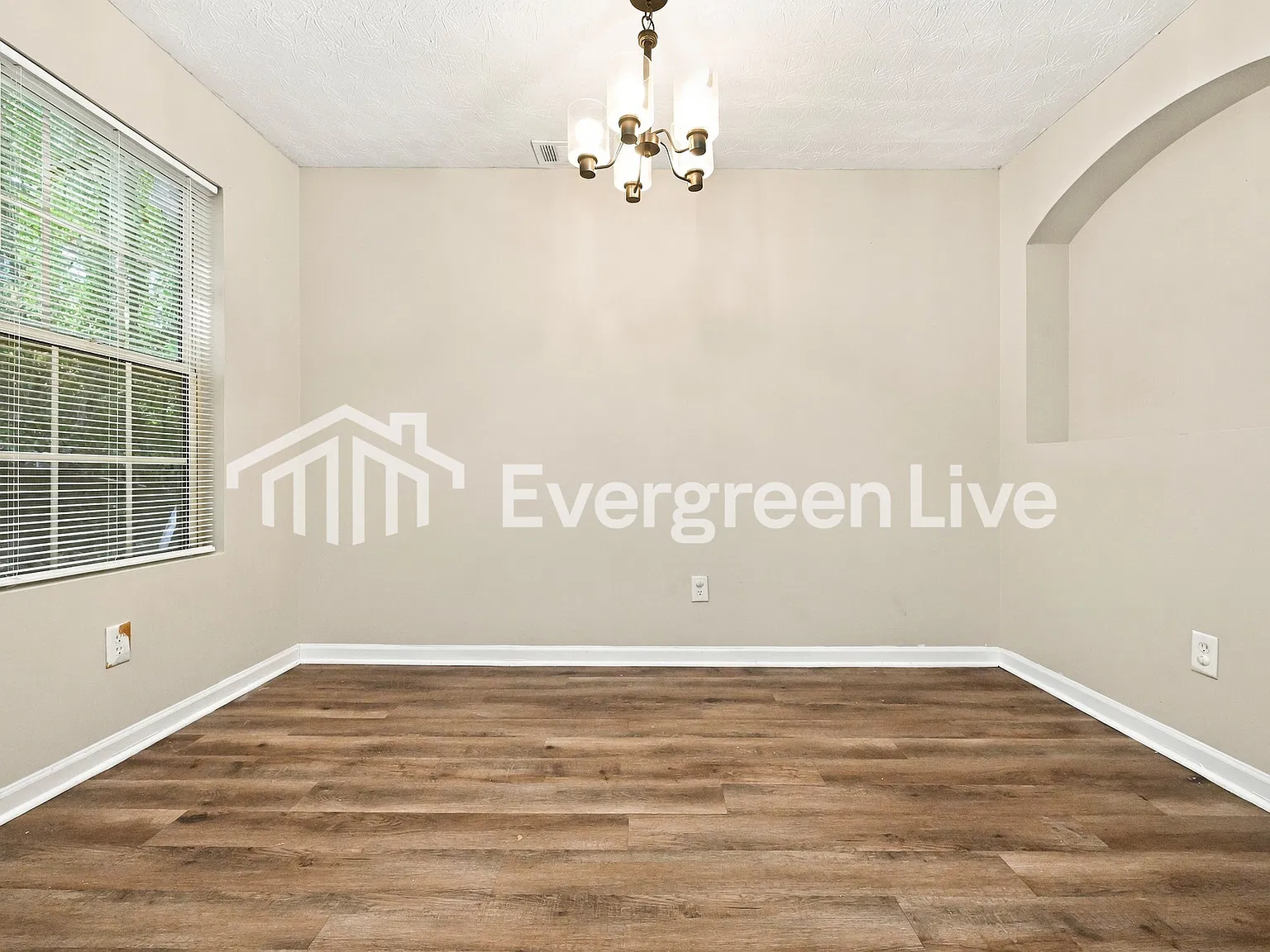 2 bed, 2.5 bath, 1440 sqft, $1,495 — Photo 2