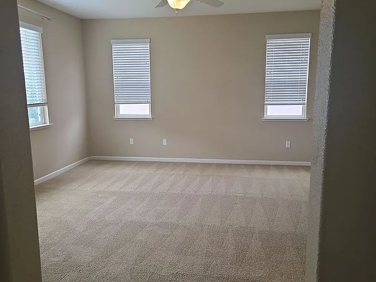 5220 Antiquity Cir — Photo 10