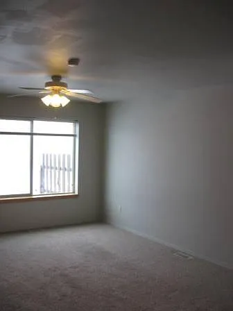 903 Dimaggio Dr — Photo 4