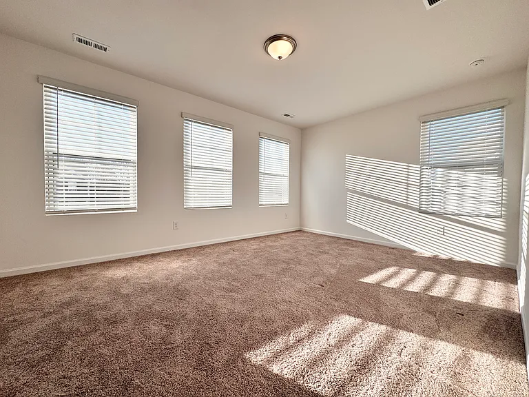 699 Kitfox Dr NW — Photo 18