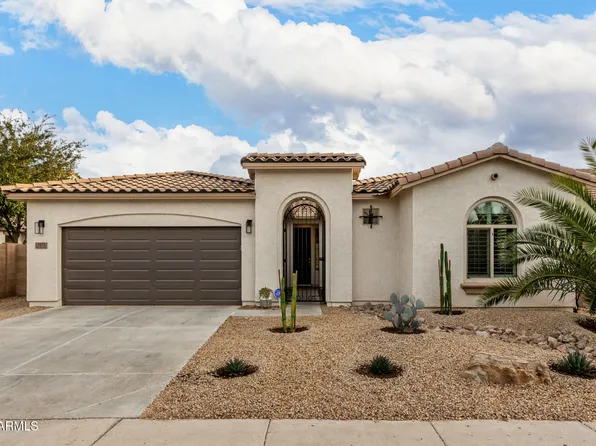 1673 E NIGHTINGALE Lane, Gilbert, AZ 85298