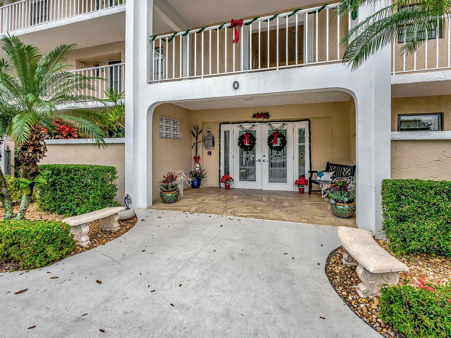 3 bed, 3.0 bath, 1936 sqft, $7,500 — Photo 4