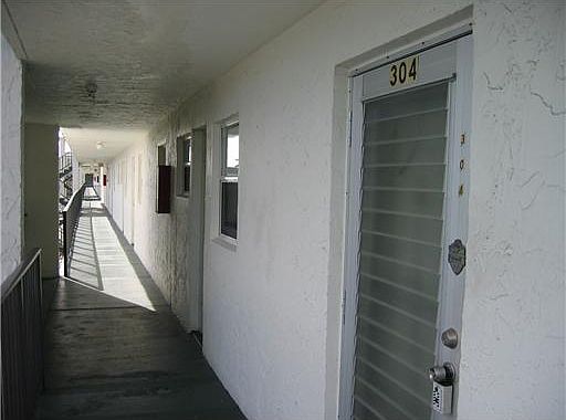 2nd image of 729 Lori Dr APT 304