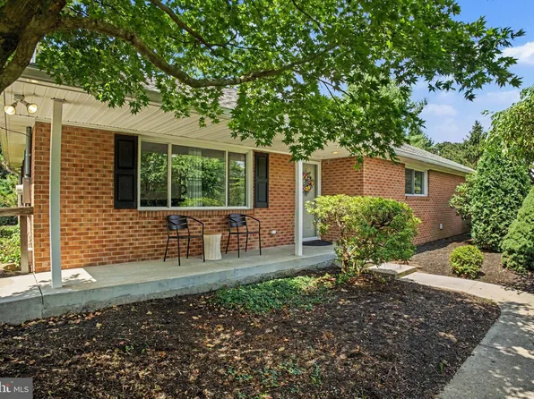 333 Gravel Hill Rd, Palmyra, PA 17078