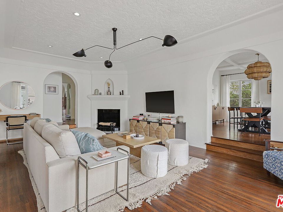 1st image of 8210 Willoughby Ave