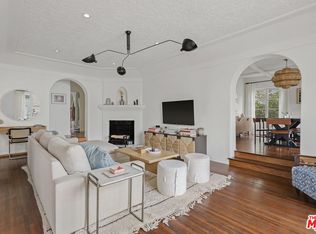 8210 Willoughby Ave, Los Angeles, CA 90046