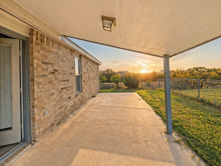 3012 Viewcrest Dr — Photo 14