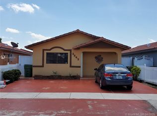 2642 W 72nd St, Hialeah, FL 33016