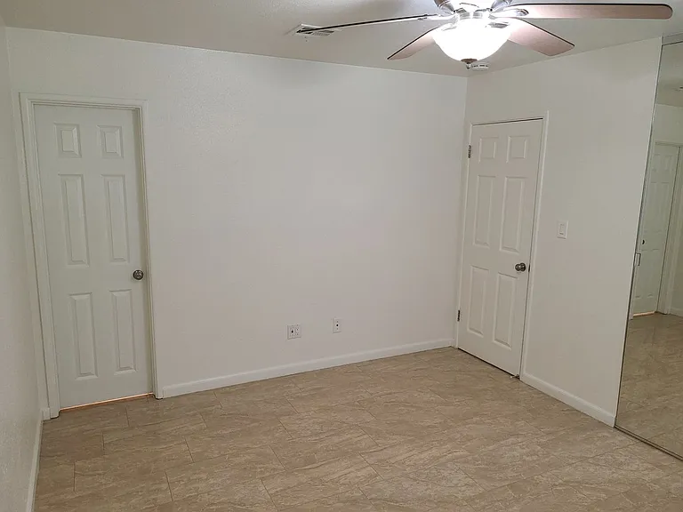 851 Taft Ave — Photo 25