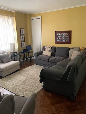 Rented by Halvatzis Realty | media 7