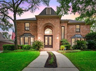 1111 Brecon Hall Dr, Houston, TX 77077
